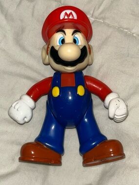 2002 Mario 4" Poseable Figure Toy, Super Mario Brothers Nintendo